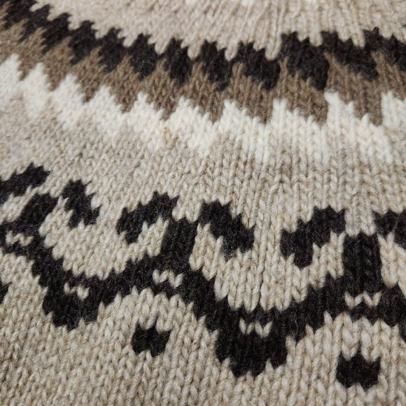 Vintage 90s neutral brown & cream turtleneck isle print chunky knit sweater - Picture 9 of 11